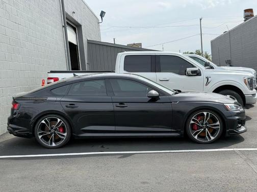 Mythos Black Metallic 2019 Audi RS 5 2.9T