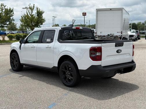 2025 Ford Maverick Lariat