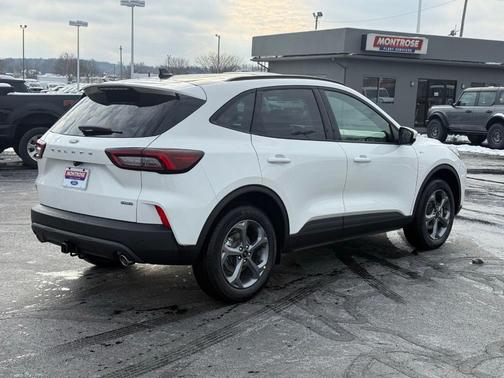 2026 Ford Escape ST-Line Select