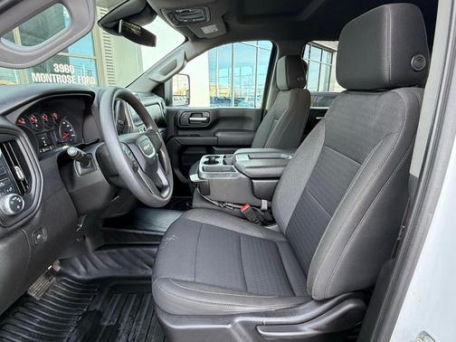 2024 GMC Sierra 2500 Pro