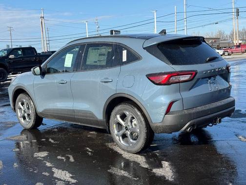 2026 Ford Escape ST-Line Select
