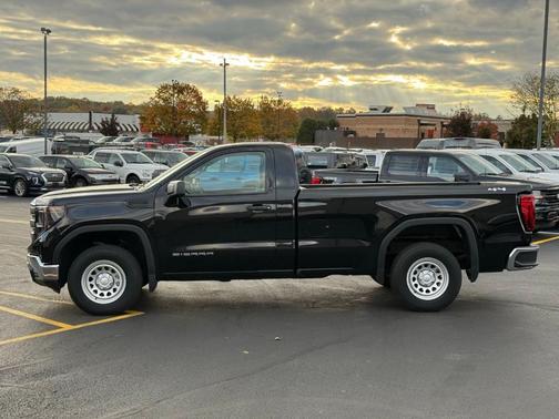 2023 GMC Sierra 1500 Pro