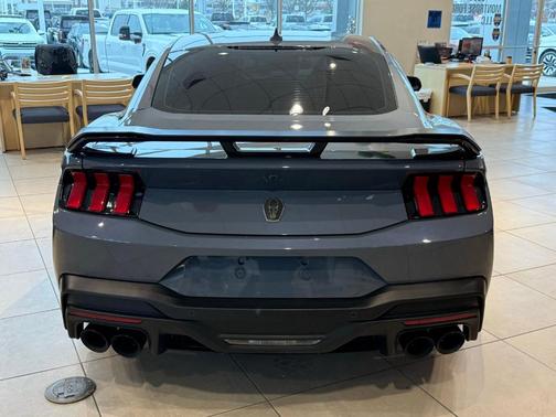 2024 Ford Mustang Dark Horse