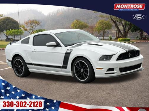 Performance White 2013 Ford Mustang Boss 302
