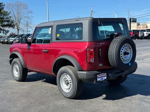 2026 Ford Bronco Base