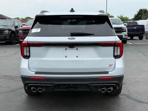 White Metallic 2026 Ford Explorer ST