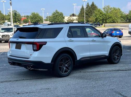 White Metallic 2026 Ford Explorer ST