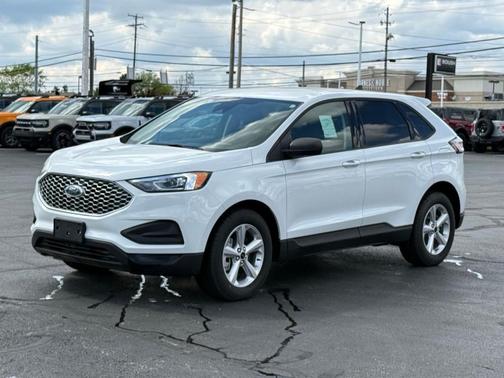 Oxford White 2024 Ford Edge SE