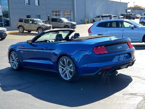 2022 Ford Mustang GT Premium
