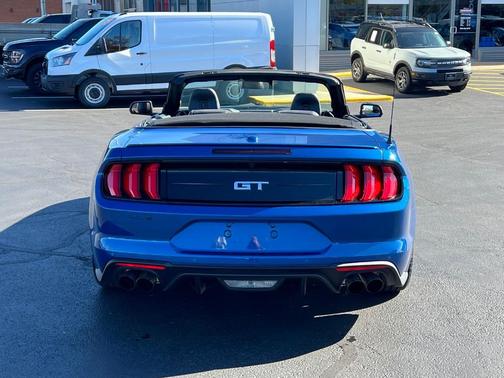 2022 Ford Mustang GT Premium