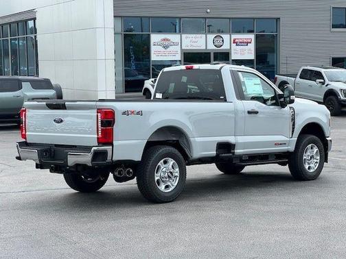 2025 Ford F-350 XLT