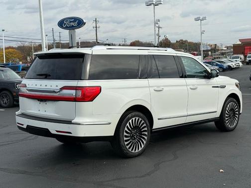 2021 Lincoln Navigator L Black Label
