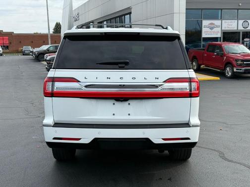 2021 Lincoln Navigator L Black Label