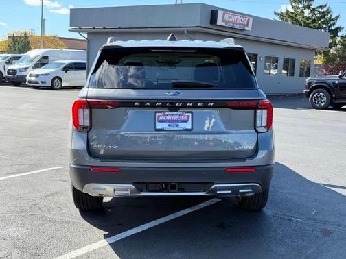 2026 Ford Explorer 