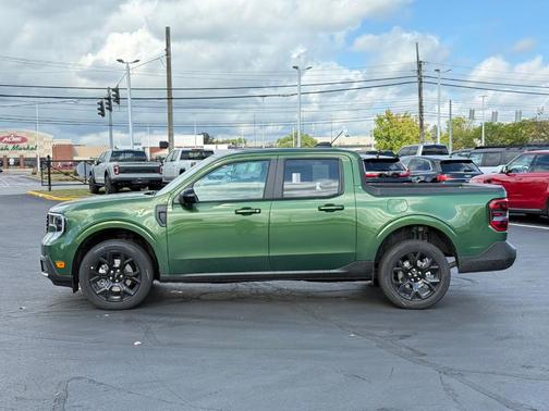 2025 Ford Maverick Lariat