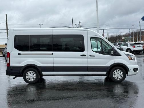 2024 Ford Transit-350 XLT