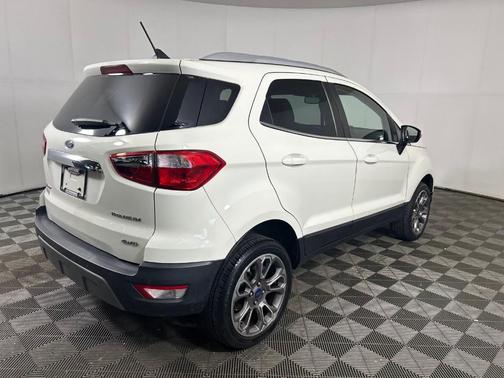 2022 Ford EcoSport Titanium