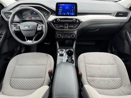 Red Metallic 2022 Ford Escape SE