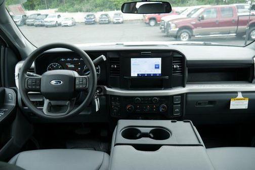 Oxford White 2025 Ford F-350 XL