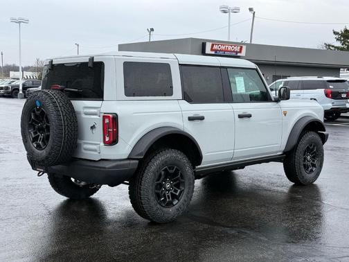 Avalanche 2026 Ford Bronco Badlands