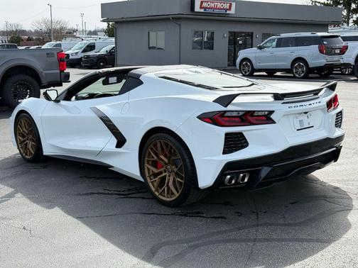 2023 Chevrolet Corvette Stingray w/2LT