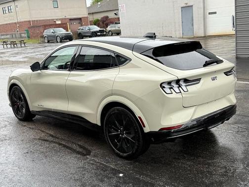 Desert Sand 2025 Ford Mustang Mach-E GT