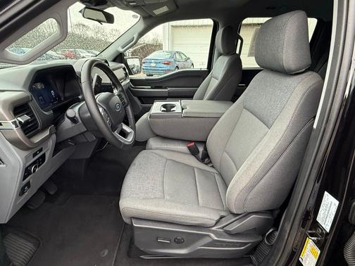 Black Metallic 2025 Ford F-150 XLT