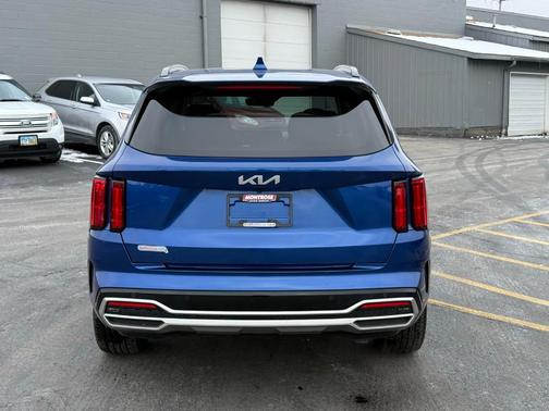 2022 Kia Sorento SX