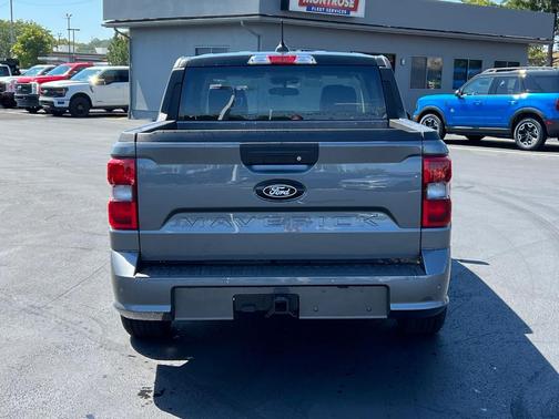 2025 Ford Maverick Lobo Standard