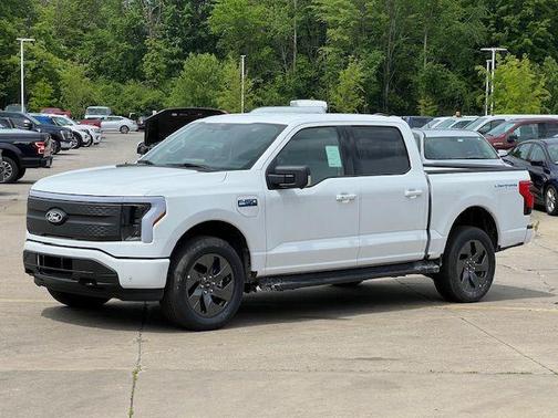 2025 Ford F-150 Lightning Flash