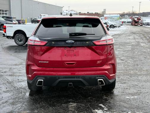 2020 Ford Edge ST