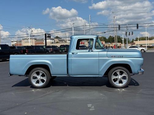 1960 Ford F100 RESTOMOD