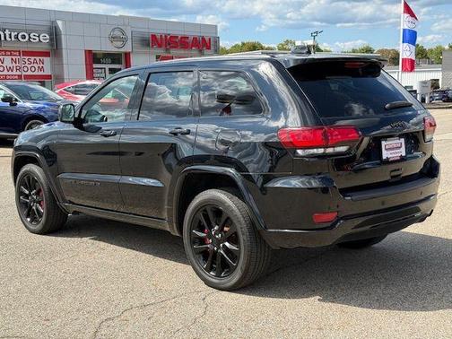 2022 Jeep Grand Cherokee WK Laredo