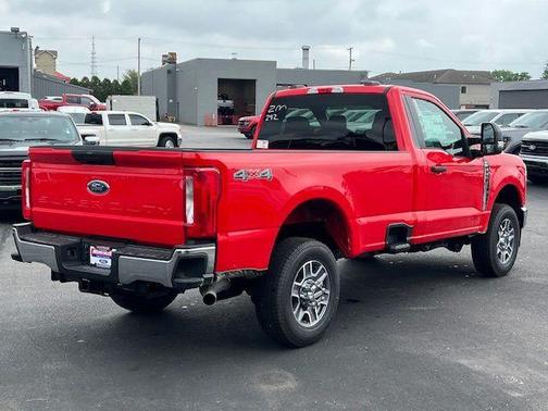 2025 Ford F-350 XLT
