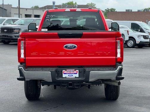 2025 Ford F-350 XLT