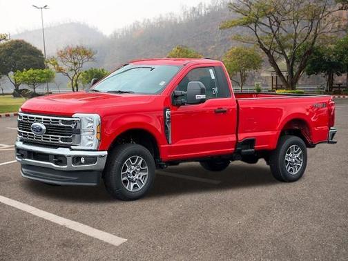 2025 Ford F-350 XLT