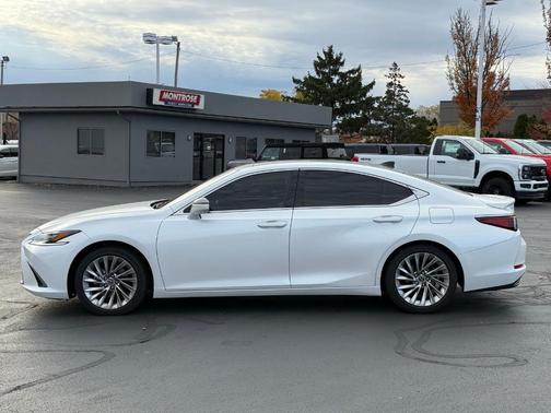 2023 Lexus ES 350 Ultra Luxury