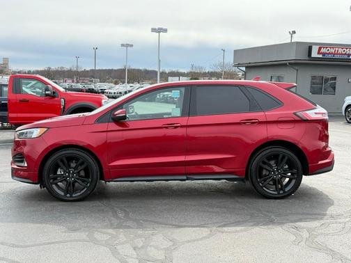 2020 Ford Edge ST