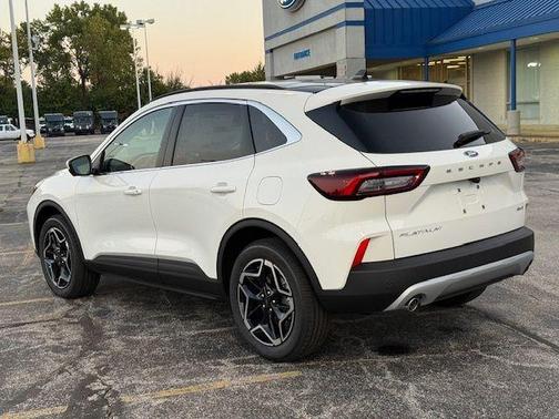 2025 Ford Escape Platinum