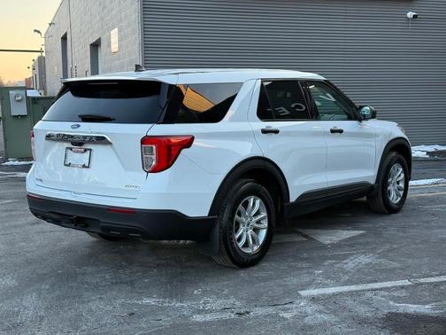 2021 Ford Explorer Base