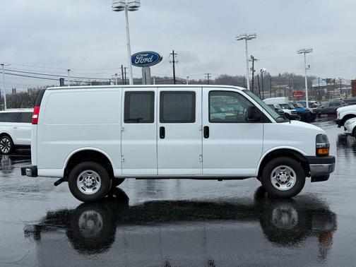2024 Chevrolet Express 2500 Work Van