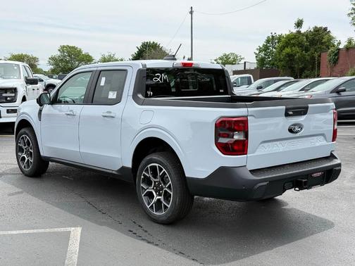 White Metallic 2026 Ford Maverick Lariat