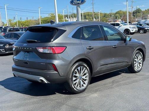 2020 Ford Escape Titanium Hybrid