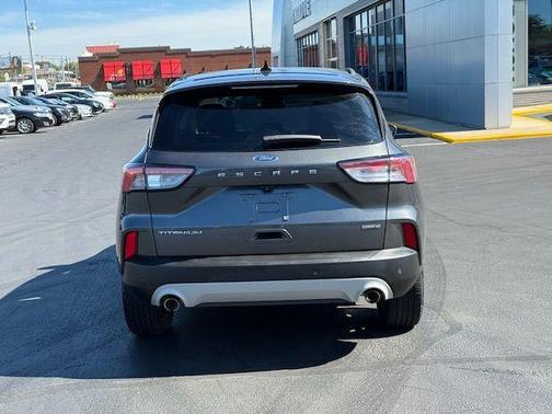 2020 Ford Escape Titanium Hybrid