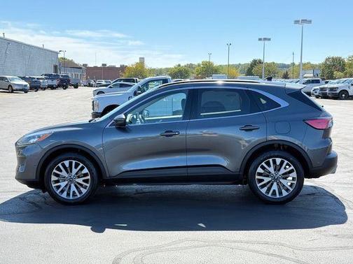 2020 Ford Escape Titanium Hybrid