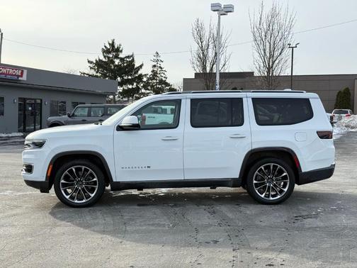 2022 Jeep Wagoneer Series III