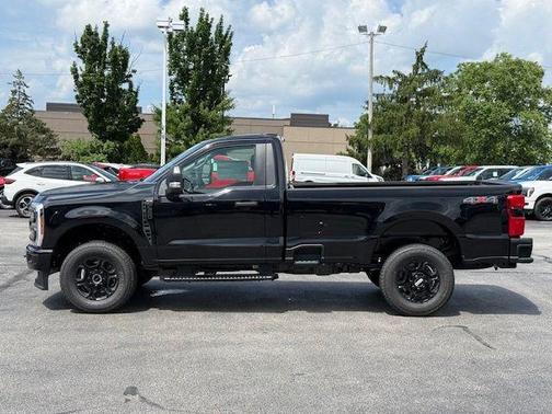 2025 Ford F-350 XL