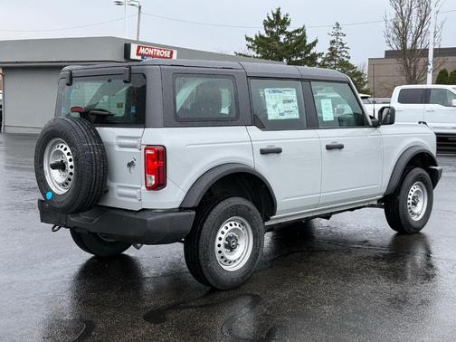 2026 Ford Bronco Base