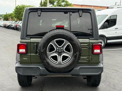 Sarge Green Clearcoat 2021 Jeep Wrangler Sport