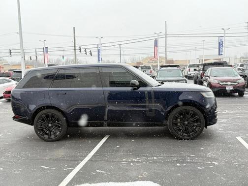 2023 Land Rover Range Rover P400 SE